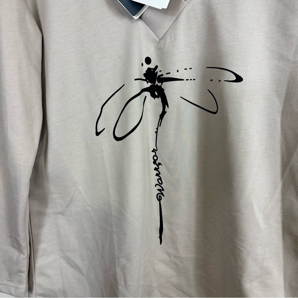 C.o.z.y. Dragon fly. Warrior nwt p2p-19. Length 27 long sleeve. Cream / black. - Picture 7 of 8